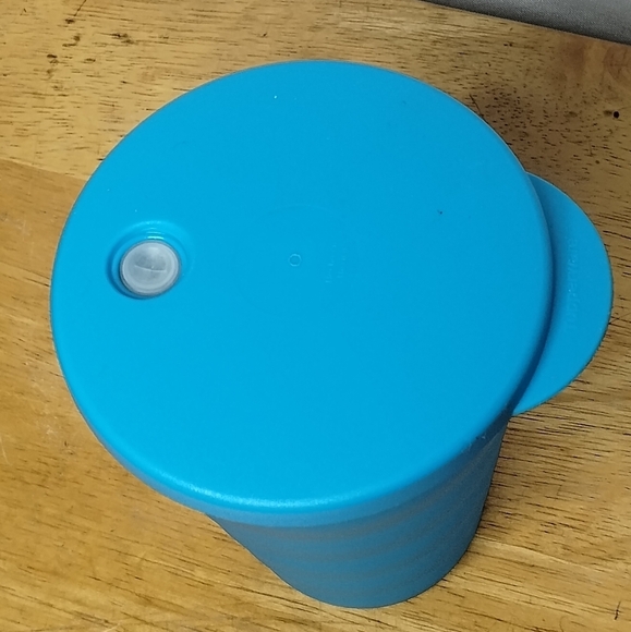 New Tupperware impressions 500ML cup with lid and straw hole - Picture 2 of 5